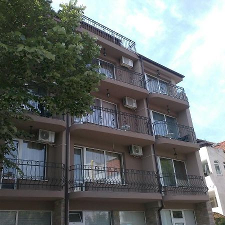 Fits Guest House Primorsko Esterno foto