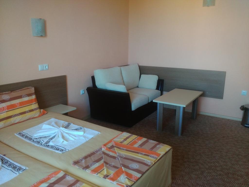 Fits Guest House Primorsko Esterno foto