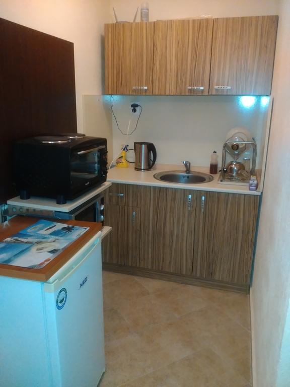 Fits Guest House Primorsko Esterno foto