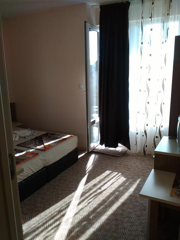 Fits Guest House Primorsko Esterno foto