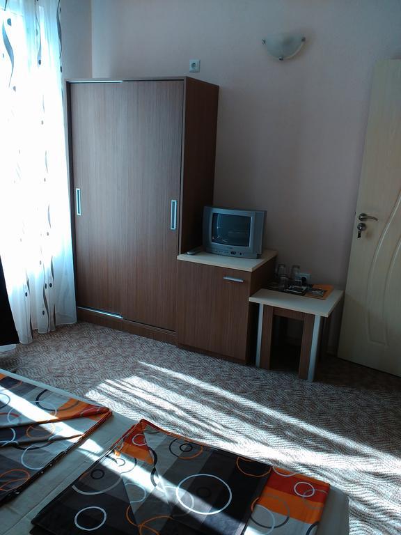 Fits Guest House Primorsko Esterno foto