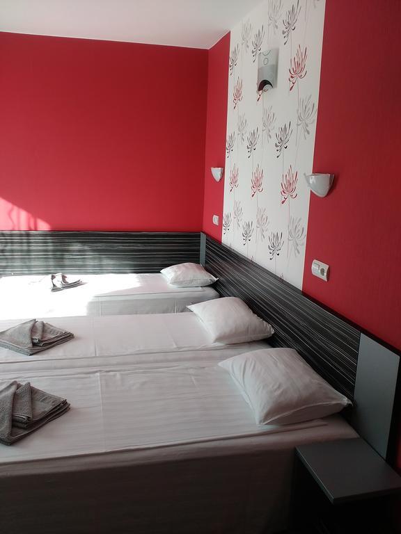 Fits Guest House Primorsko Esterno foto